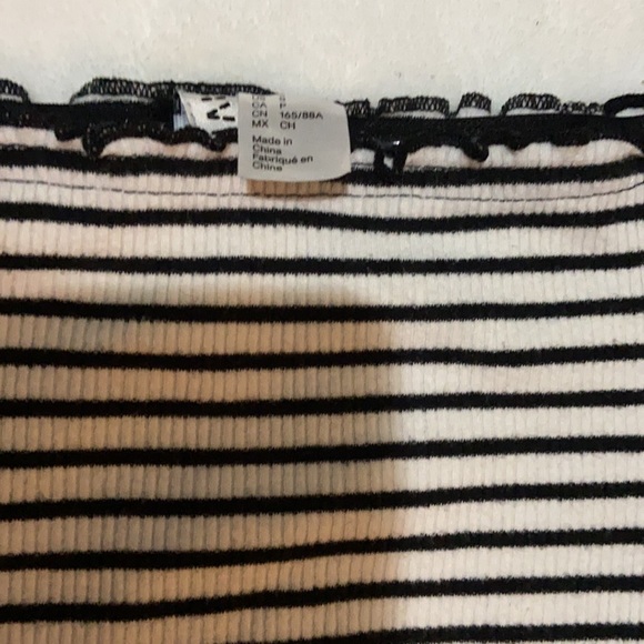 Off shoulder crop - Picture 2 of 4